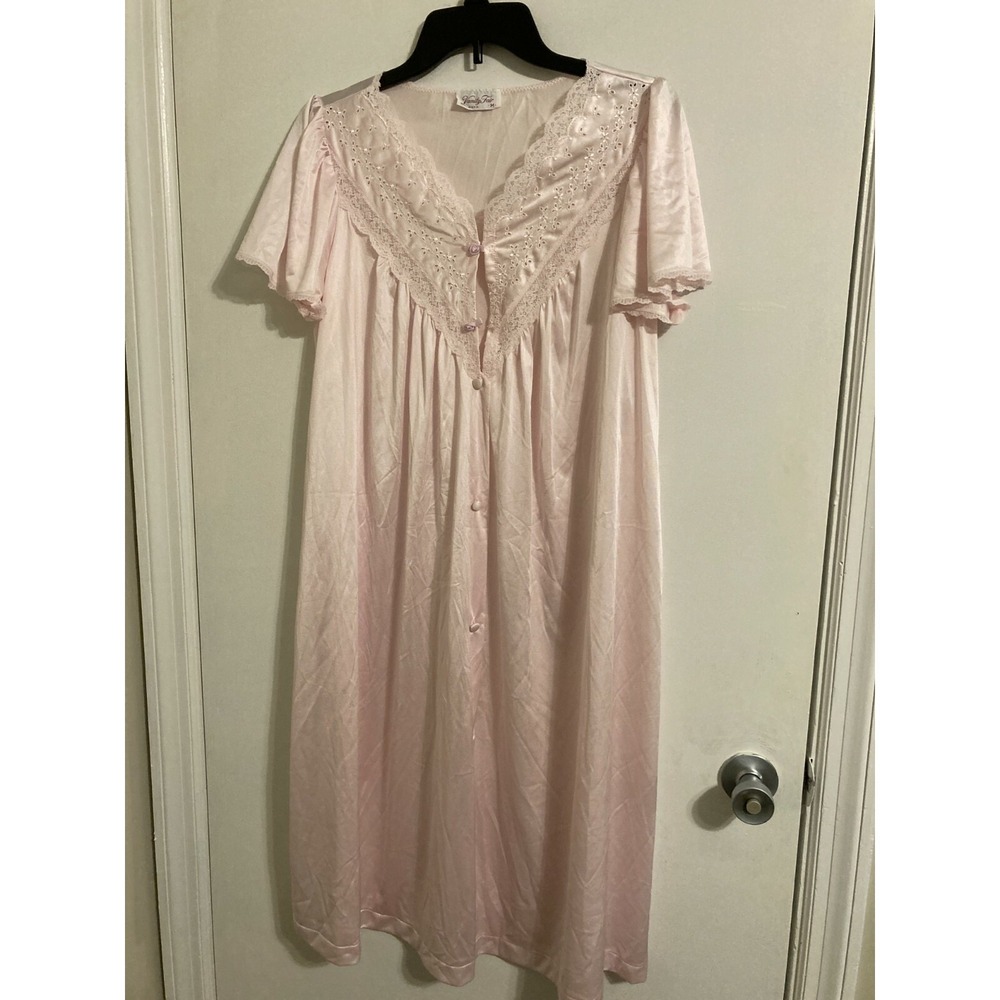 Vintage Vanity Fair Women's Nightgown M Pink Granny core Button Front USA #1731